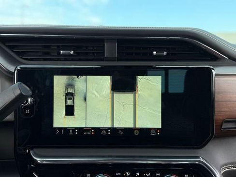 Used 2025 GMC Sierra 3500 Denali Ultimate AWD/4WD image 5