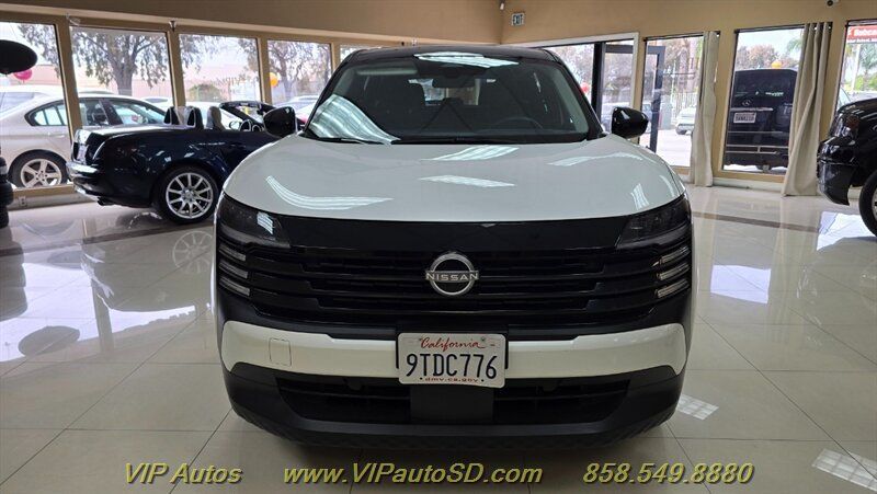 Used 2025 Nissan Kicks SV FWD image 7