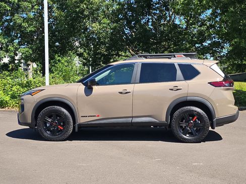 New 2026 Nissan Rogue SV AWD/4WD image 5
