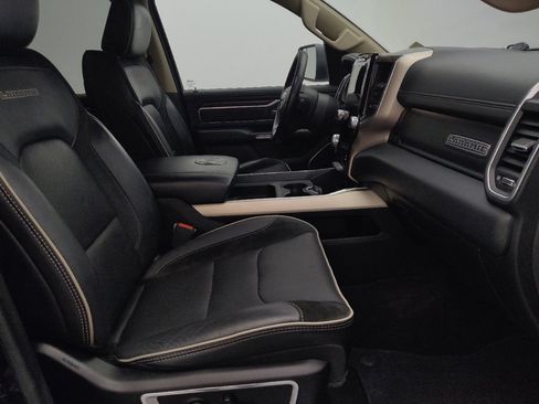 Used 2019 RAM 1500 Laramie AWD/4WD image 21