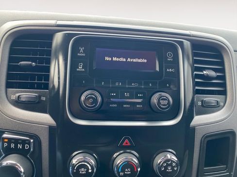 Used 2017 RAM 1500 Express image 24