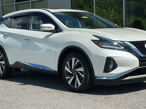 Used 2024 Nissan Murano SL AWD/4WD image 2