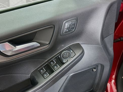 Used 2022 Ford Escape Titanium FWD image 15