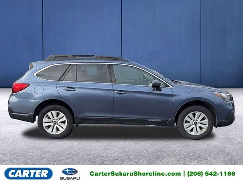 Used 2018 Subaru Outback 2.5i Premium image 1