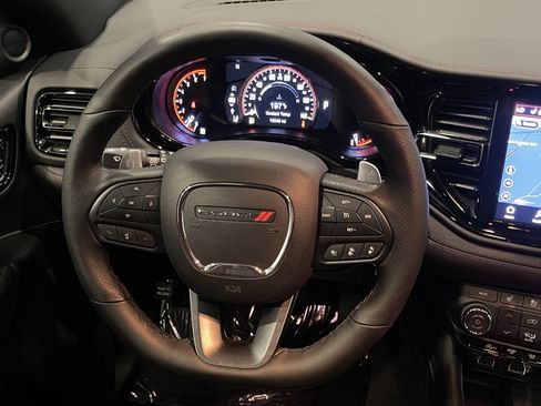 Used 2023 Dodge Durango GT AWD/4WD image 19
