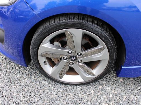 Used 2013 Hyundai Veloster Turbo FWD image 22