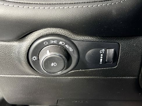 Used 2022 Dodge Durango GT w/ Blacktop Package image 10