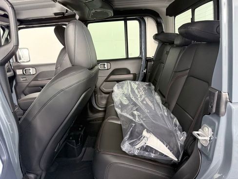 New 2026 Jeep Gladiator Rubicon image 17
