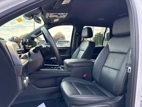 Certified 2025 Chevrolet Tahoe LT AWD/4WD image 11