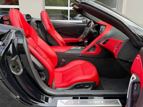 Used 2014 Chevrolet Corvette Stingray Convertible w/ 3LT Preferred Equipment Group RWD image 19