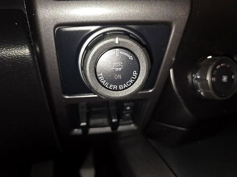 Used 2019 Ford F150 XLT w/ Equipment Group 302A Luxury image 18