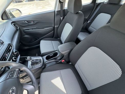 Used 2023 Hyundai Kona SE w/ Cargo Package image 20