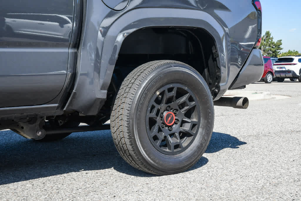 Used 2024 Toyota Tacoma SR5 RWD image 11