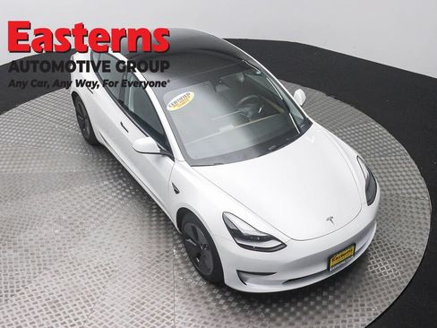 Used 2023 Tesla Model 3 Standard Range RWD image 3