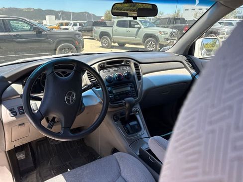 Used 2003 Toyota Highlander 2WD image 7