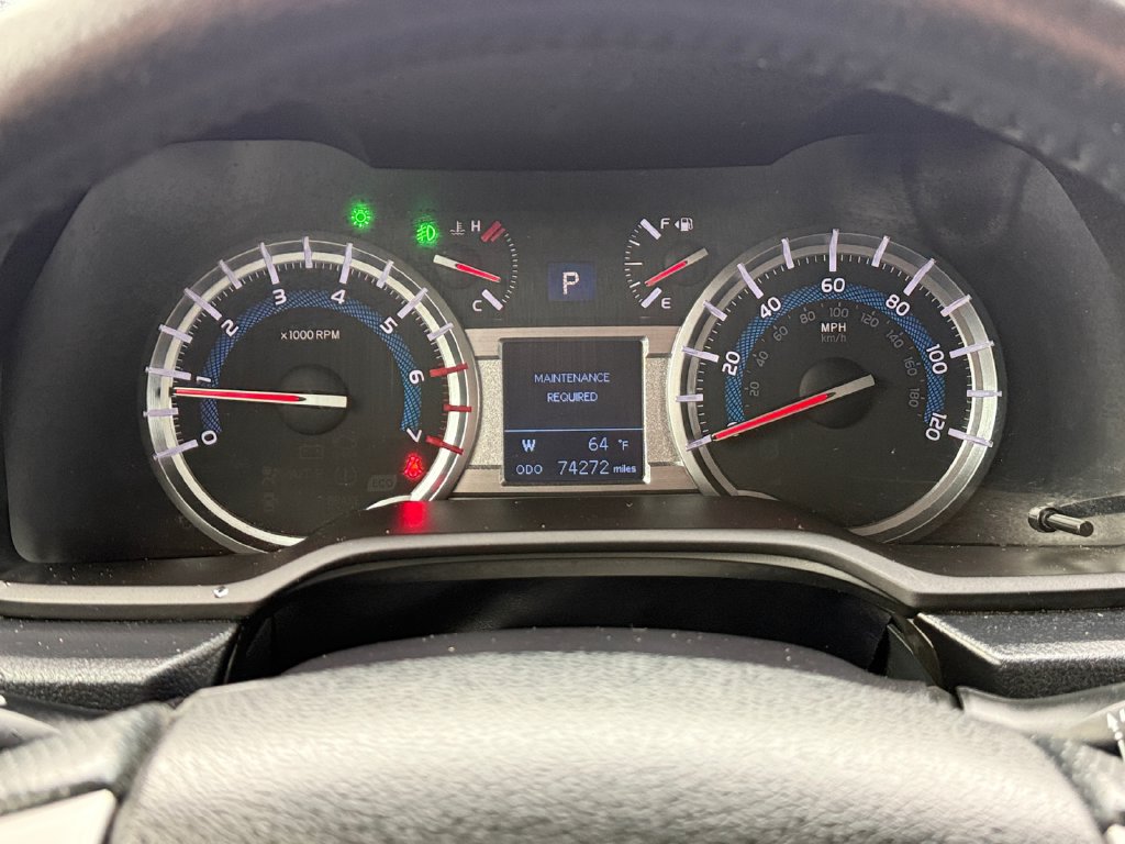 Used 2017 Toyota 4Runner Limited AWD/4WD image 31