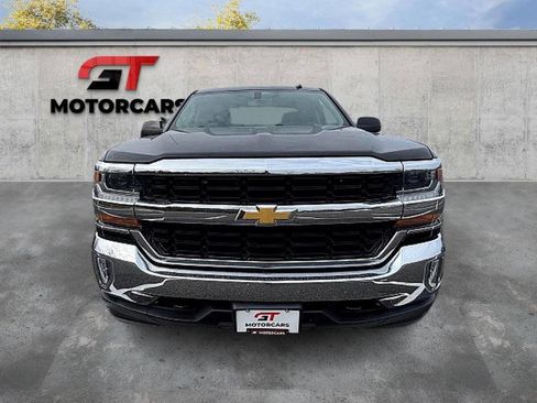 Used 2018 Chevrolet Silverado 1500 LT w/ All Star Edition image 2