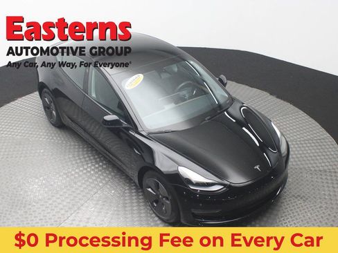 Used 2023 Tesla Model 3 Standard Range RWD image 3