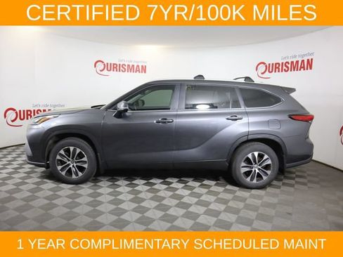 Used 2023 Toyota Highlander XLE FWD image 11