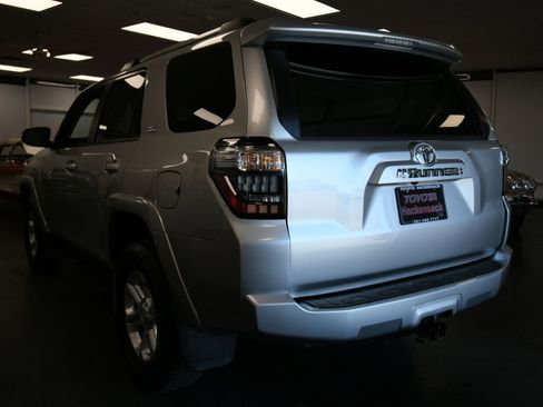 Certified 2024 Toyota 4Runner SR5 image 5