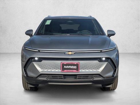 New 2026 Chevrolet Equinox EV LT AWD/4WD image 8