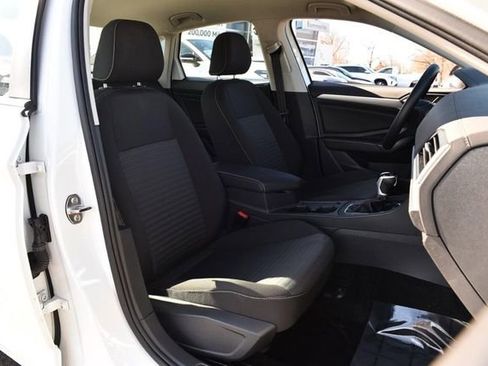 Certified 2024 Volkswagen Jetta S image 20