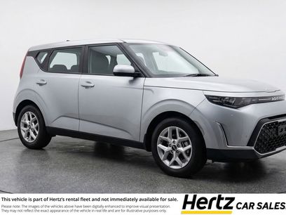 Used 2025 Kia Soul LX w/ LX Technology Package