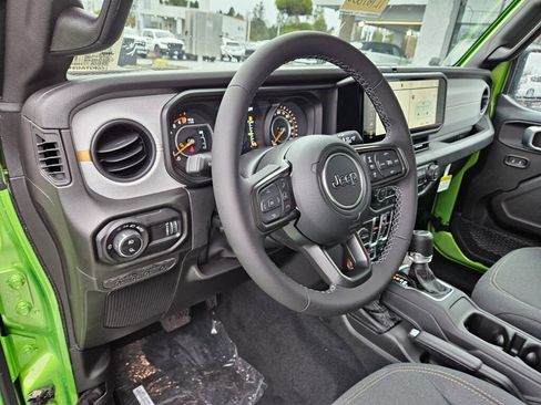 New 2026 Jeep Gladiator Willys image 15