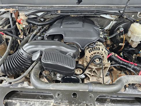 Used 2011 Chevrolet Silverado 1500 LT w/ All-Star Edition image 35