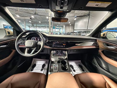 Used 2025 Audi Q8 Premium Plus image 45