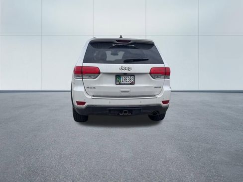 Used 2015 Jeep Grand Cherokee Limited w/ Trailer Tow Group IV AWD/4WD image 11
