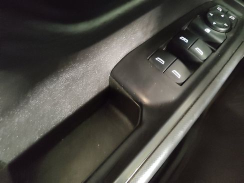 Used 2021 Chevrolet Silverado 1500 Custom RWD image 27