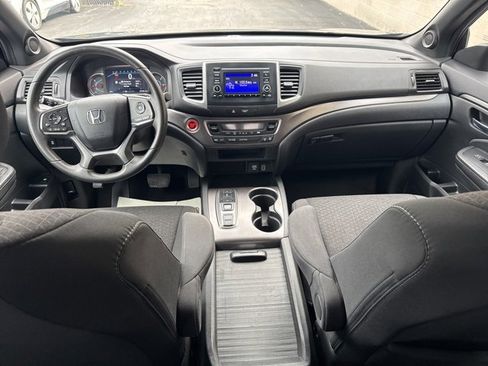 Used 2019 Honda Passport Sport image 22