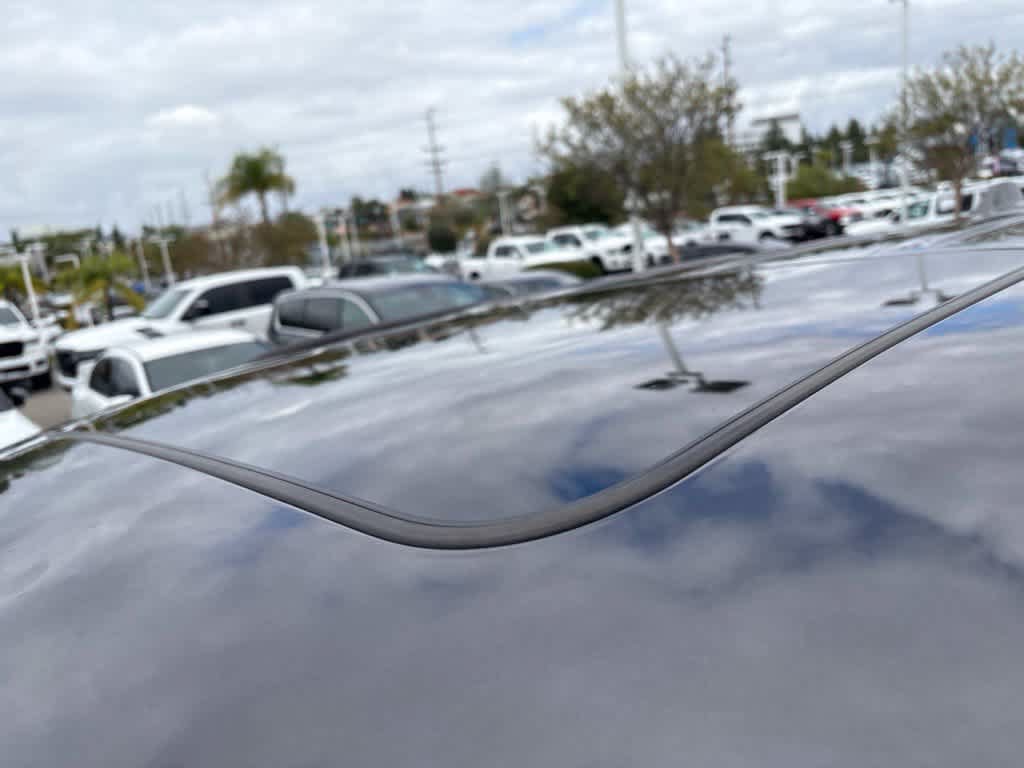 Used 2019 Jeep Grand Cherokee Altitude RWD image 12