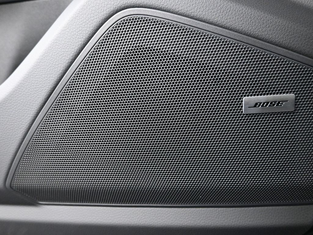 Certified 2026 Porsche Cayenne AWD/4WD image 16