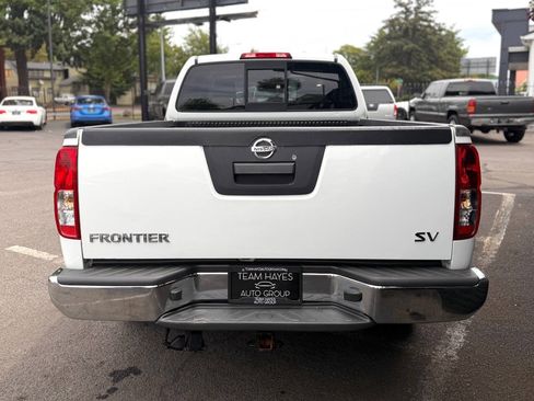 Used 2014 Nissan Frontier SV RWD image 4