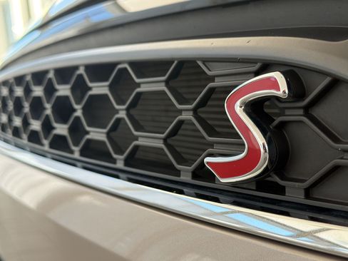 Used 2024 MINI Cooper S FWD image 35