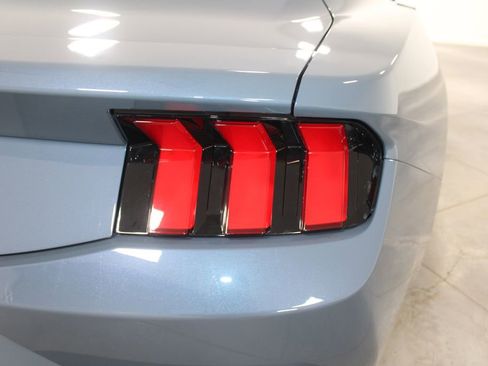 New 2025 Ford Mustang Coupe image 11