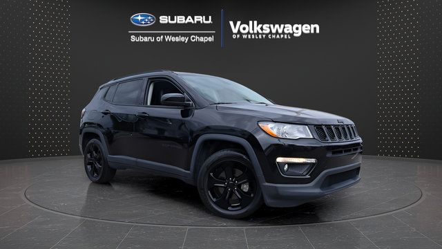 Used 2018 Jeep Compass Latitude w/ Popular Equipment Group FWD image 1