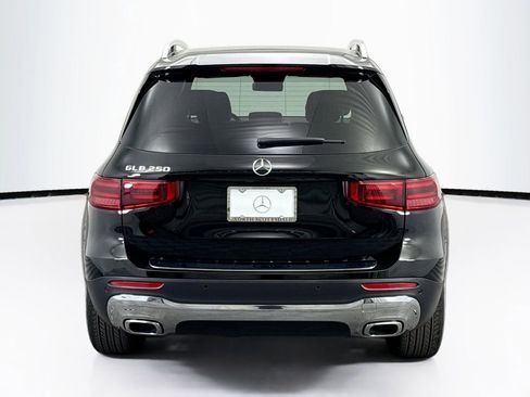 Certified 2025 Mercedes-Benz GLB 250 image 6