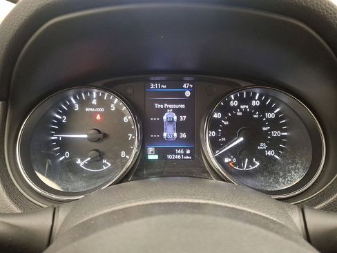 Used 2018 Nissan Rogue SL image 13