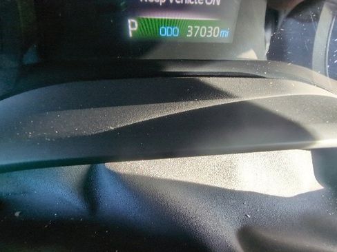 Certified 2024 Toyota Sienna LE image 13