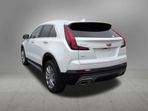 Used 2023 Cadillac XT4 Premium Luxury w/ Cold Weather Package image 4