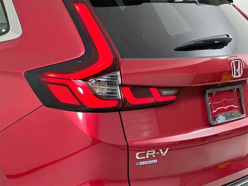 Certified 2023 Honda CR-V Sport image 2