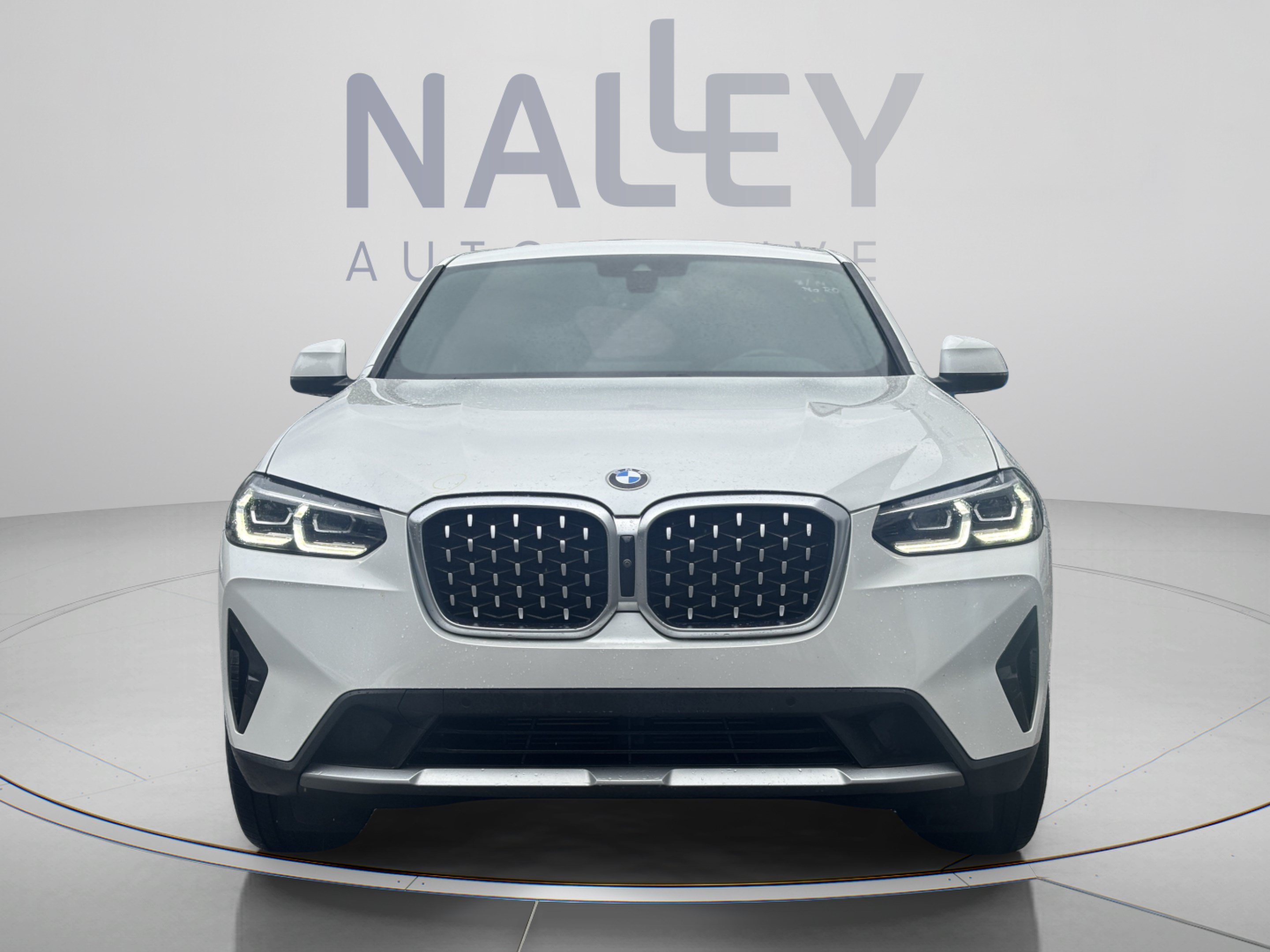 Used 2022 BMW X4 xDrive30i w/ Premium Package 2 AWD/4WD image 6
