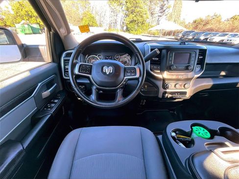 Used 2020 RAM 3500 Big Horn image 9