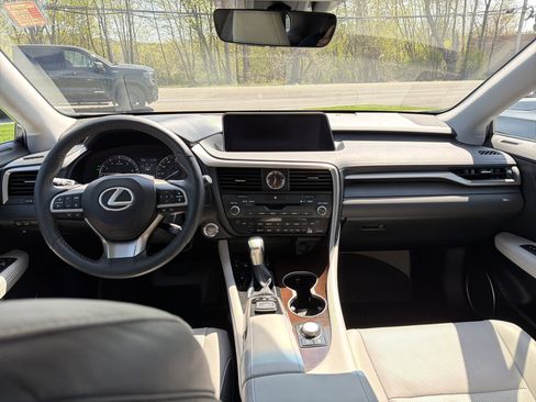 Used 2017 Lexus RX 350 AWD w/ Premium Package image 9