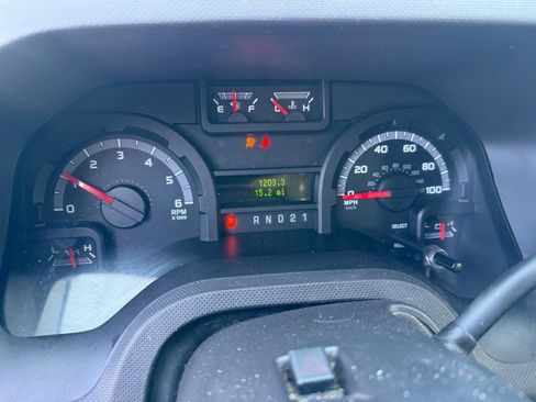 Used 2012 Ford E-150 and Econoline 150 E150 VAN w/ PWR Group image 11