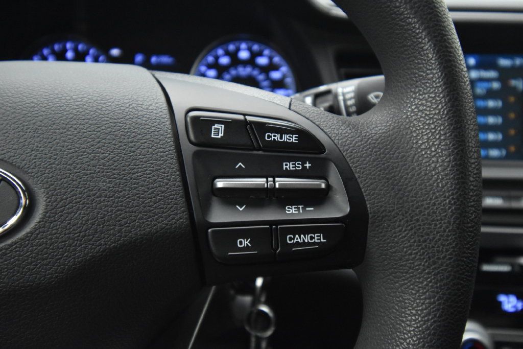 Used 2020 Hyundai Elantra SEL w/ Cargo Package (C1) FWD image 28