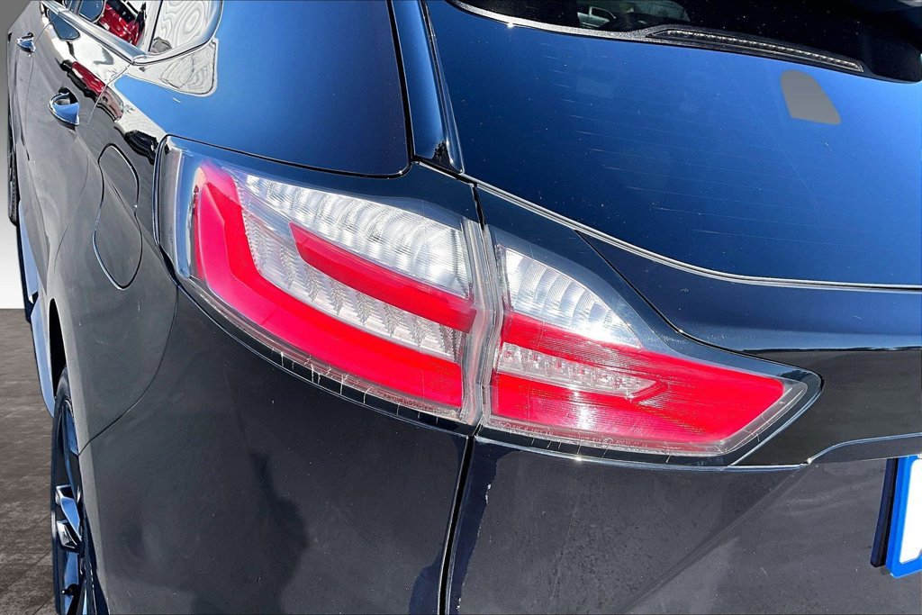 Used 2020 Ford Edge ST w/ Equipment Group 401A AWD/4WD image 31